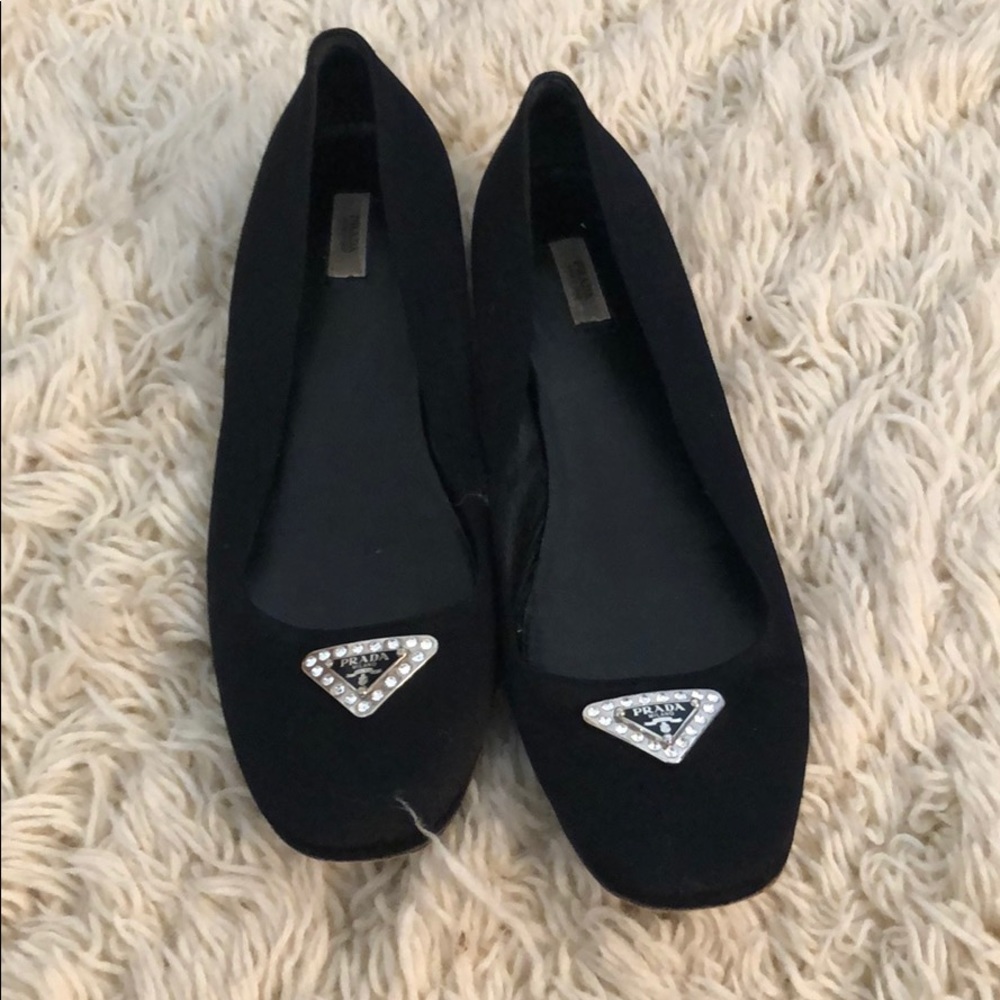 Prada Shoes! - Picture 2 of 8